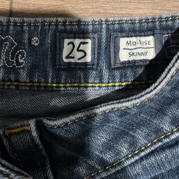 Miss Me Jeans - Picture 5 of 6